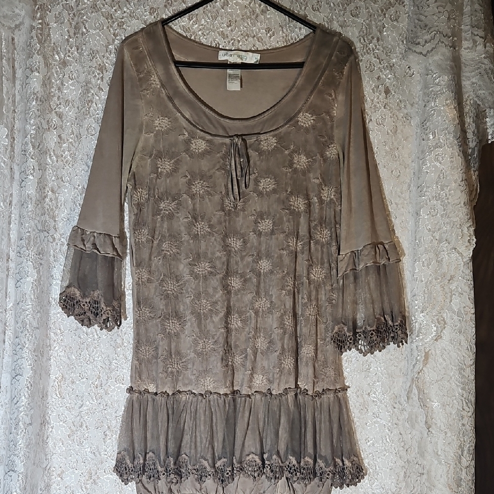 Elegant Lace-Trimmed Tunic in Taupe